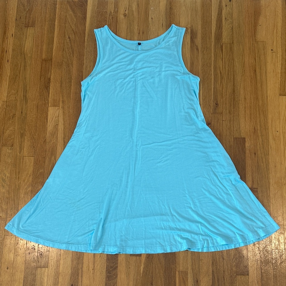 *last chance* Amazon | Light Blue Sleeveless Dress